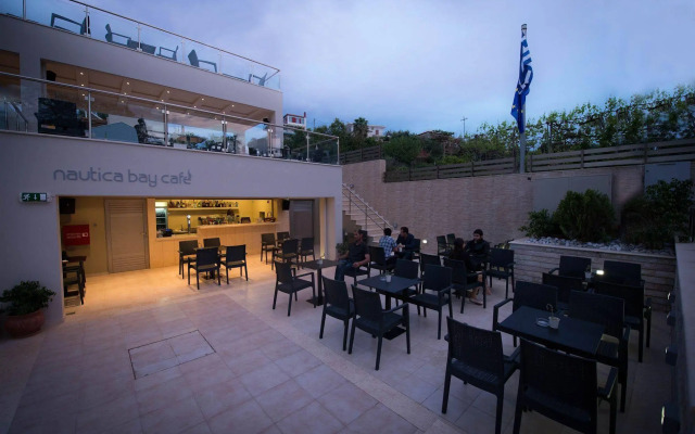 Mantinia Bay Hotel
