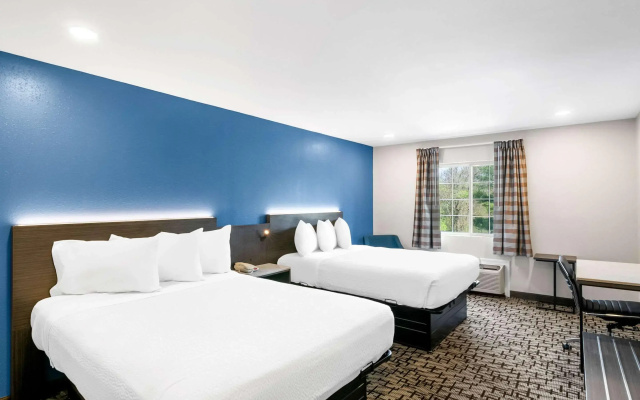 Econo Lodge Bethel - Danbury