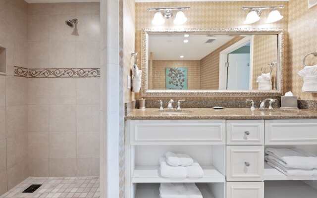 Rvh_327r The Grande 2 Bedroom Condo