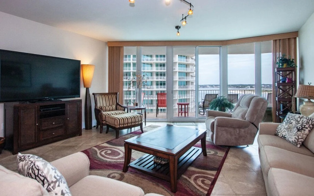 Waterfront Two Bedroom Unit Crd0601