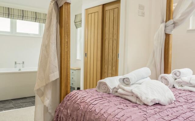 1 Horizon View, Liskeard