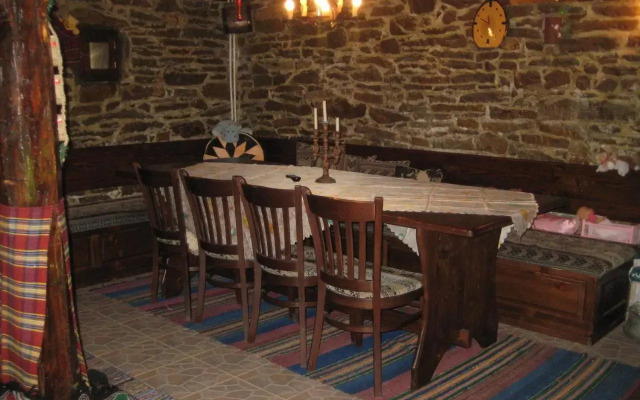 Beeva House