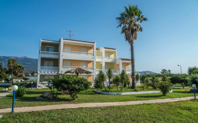 Byron Apartments