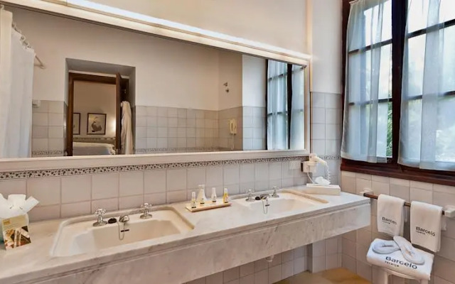 Les Cases Velles De Formentor