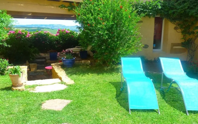 Au Coeur Du Beaujolais