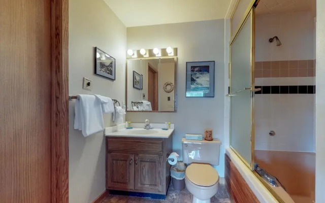 Braidwood Condominium
