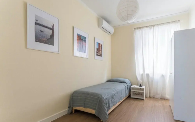 Spacious Apartment In Sori With Terrace