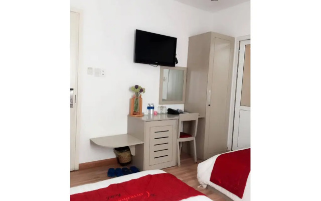 The Carnation Hotel Da Nang