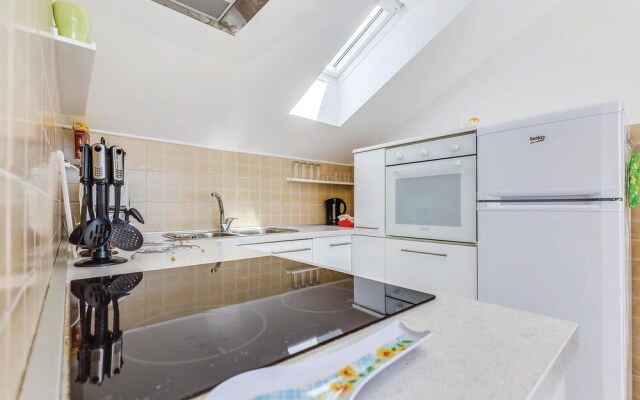 Amazing Home in Dramalj With Wifi and 2 Bedrooms