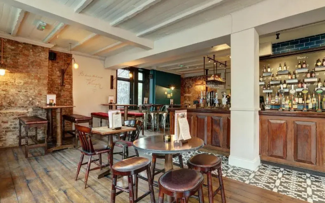 Publove @ Exmouth Arms Euston
