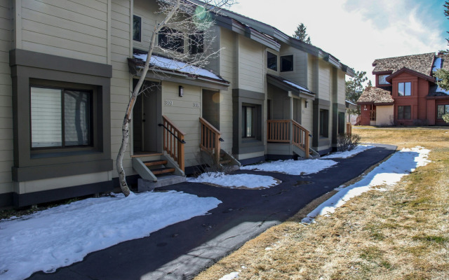 Snowcreek II #308 Condo