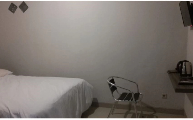 Siwalankerto F7 – Guest Rooms – Surabaya