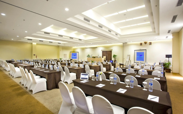Padjadjaran Suites Hotel & Conference