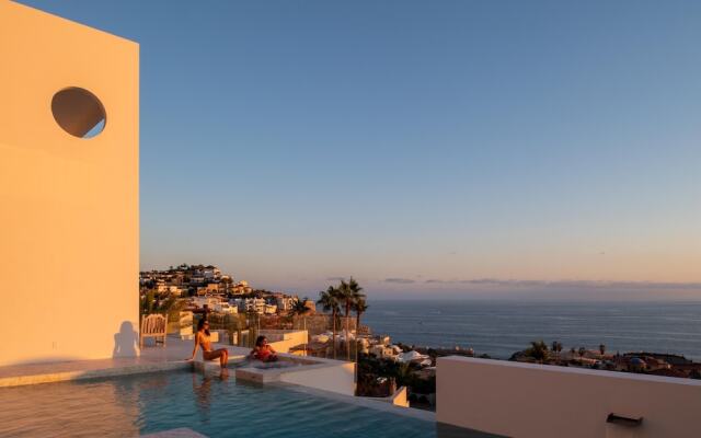 Modern 4 Bedroom Pedregal Villa Reduced Nightly Rate for 4+ Nights at Villa Besame