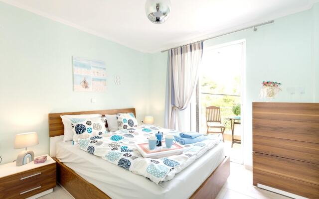 Apartment With 2 Bedrooms in Neos Marmaras, Chalkidiki, North Greece,