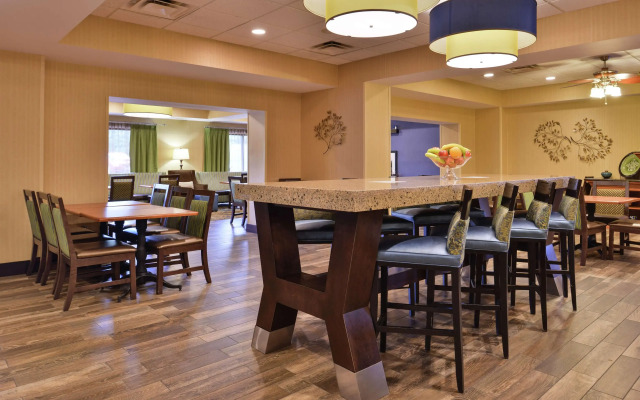 Hampton Inn Harrisonburg - South