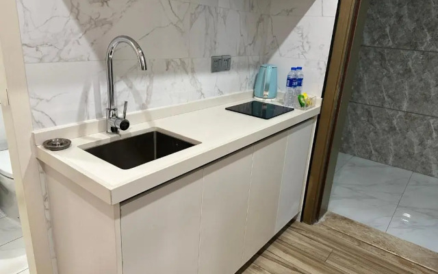 Golden Central Serviced Residence Shenzhen (Upper Hills)
