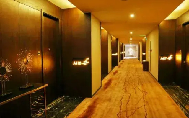 Hakkas Center Hotel