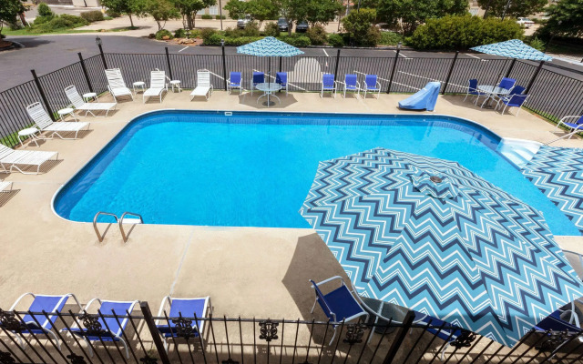 Travelodge by Wyndham Natchitoches