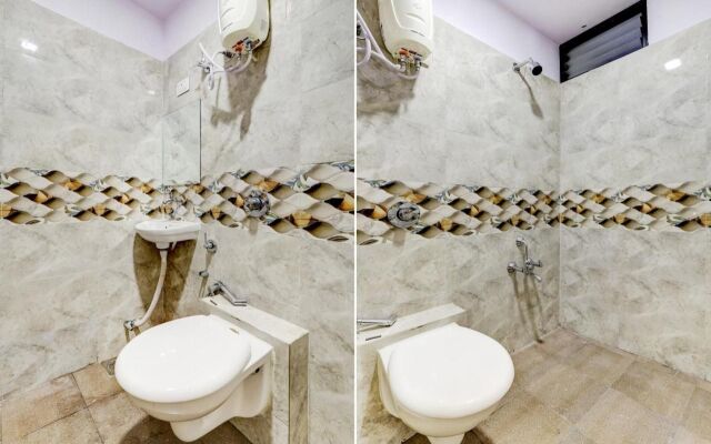 OYO 72486 Hotel Gokul Villa