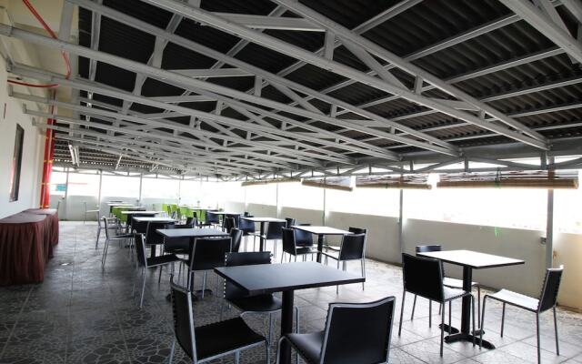 Manado Inn Hotel