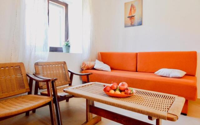 Lovley Rural Apartment with garden