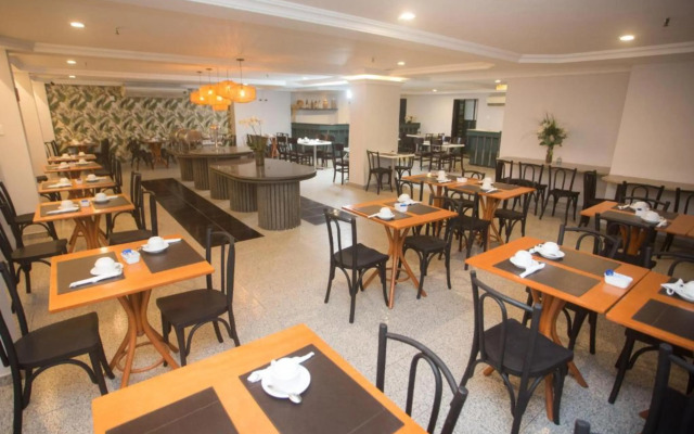 Regency Copacabana Hotel