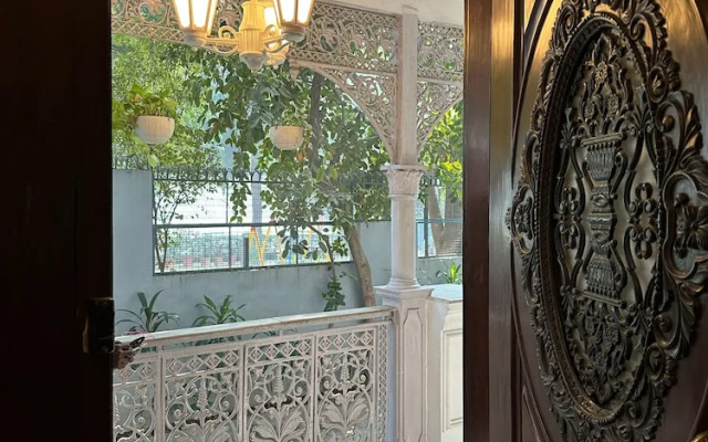 VILLA 33 Bed & Breakfast