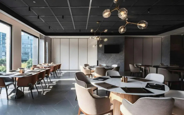 Urcove by Hyatt Shanghai Wujiaochang