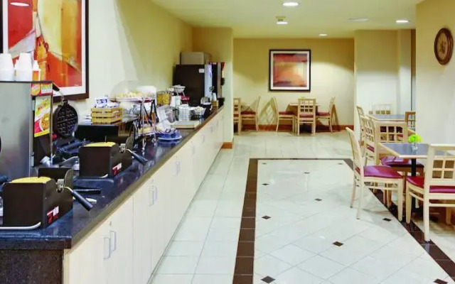 La Quinta Inn & Suites Armonk