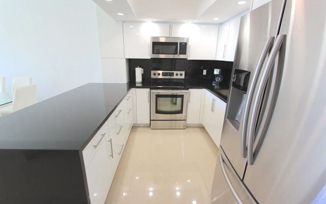 Ocean Reserve Apartment