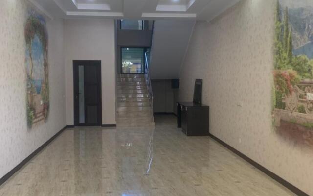 Yuzhnaya Rapsodiya Guesthouse