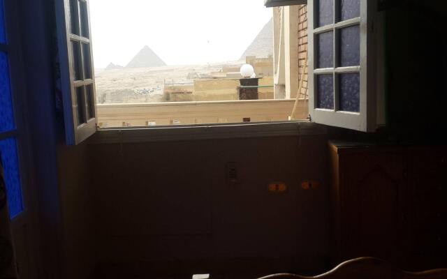 Pyramids Plateau Inn