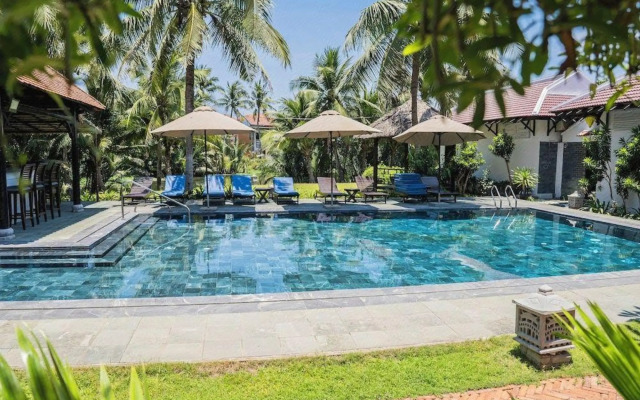 Riverside Bamboo Resort - Hoi An