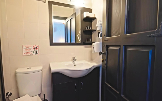 Yasemin Hotel