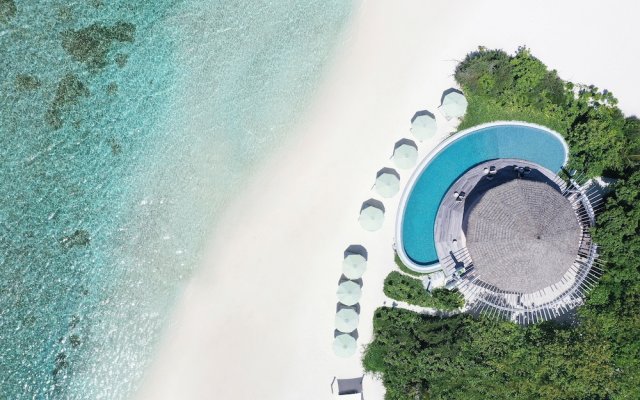 Le Meridien Maldives Resort & Spa