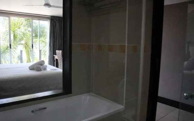 11 Golden Sands Margate