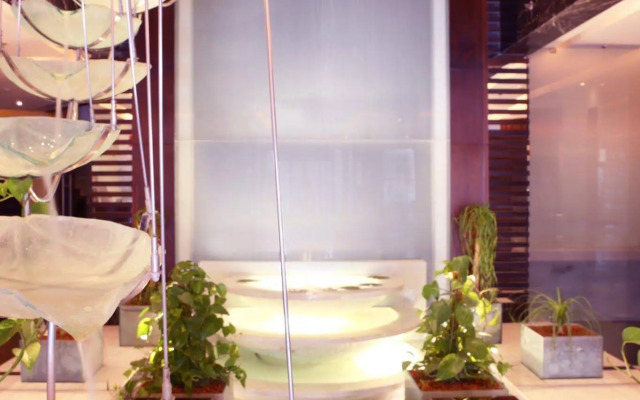 Le Royal Tower Hotel