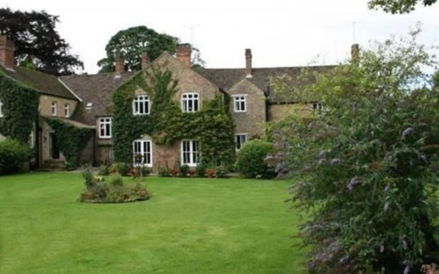 Newburgh House Bed & Breakfast