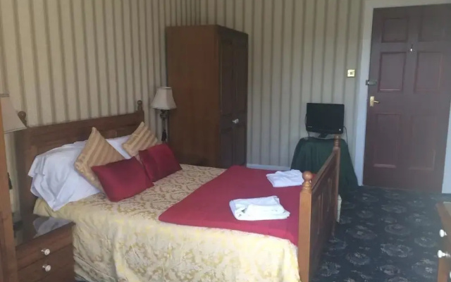 Broom Lodge