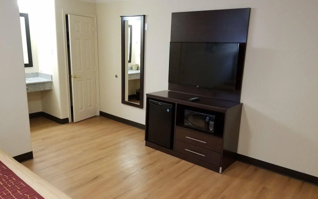 OYO Hotel McAllen Airport South
