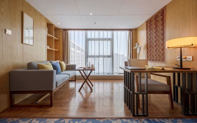 Zhengzhou Qianna Hotel