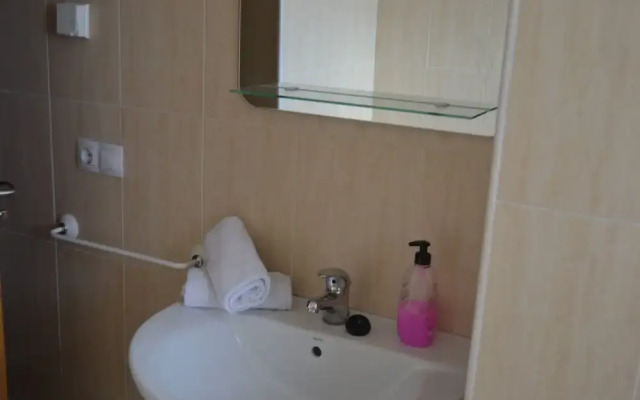 Fully Equipped Apartment in Monte Oiz