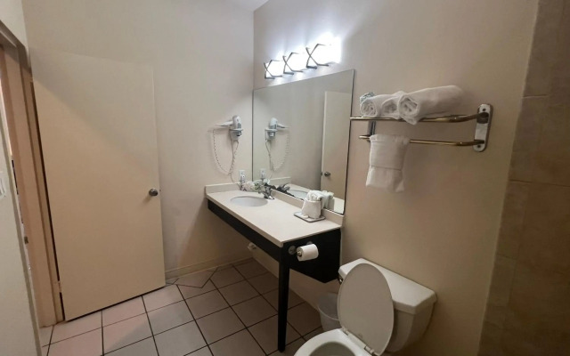 Sunchase Inn & Suites