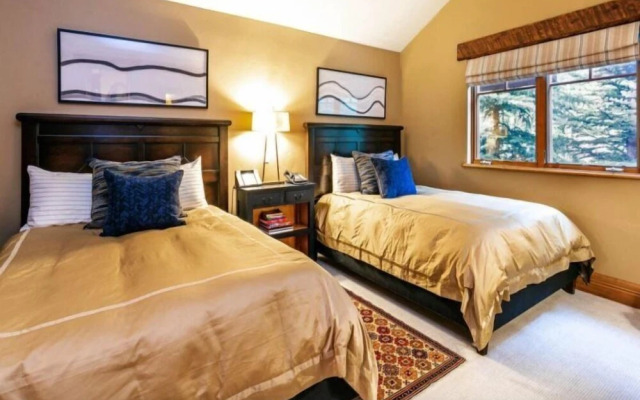 Vail_gore_creek_bergrose_5bd