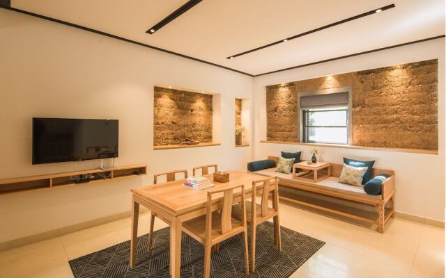Anji Valley House Hotel