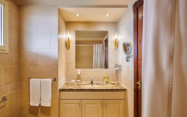 Hilton Cairo Zamalek Residences