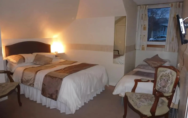Don Muir Guest House