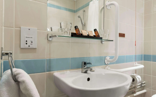 Ramada by Wyndham Loughborough Hotel