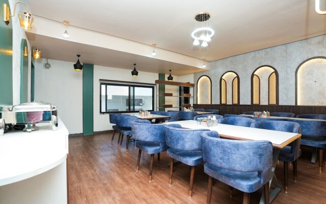 Hotel Opera Inn near Central Bus Stand